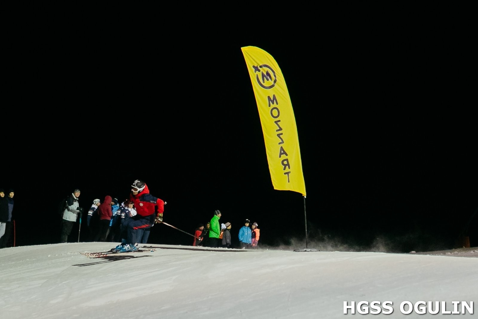 Trenutno pregledavate Dva naša člana u ekipi HGSS-a na GSS ski utrci na Kopaoniku