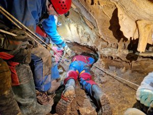 Pročitajte više o članku Ogulinci na tečaju speleospašavanja u Istri